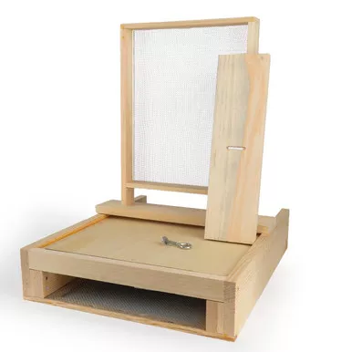 10-frame-sundance-pollen-trap-bottom-mount 10 Frame Sundance Pollen Trap - Bottom Mount