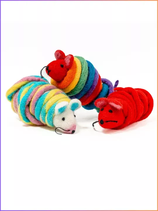 cat-in-box-catch-mouse-by-tail-cat-toy Cat in the Box - Catch a Mouse by the Tail Cat Toy