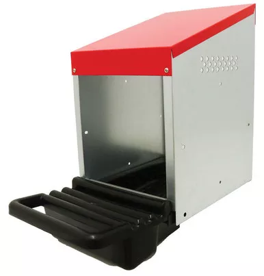 galvanized-roll-out-nest-box-with-plastic-roll-out-baskets Galvanized Roll Out Nest Box with Plastic Roll Out Baskets