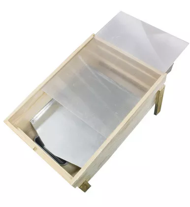 wooden-solar-wax-melter Wooden Solar Wax Melter